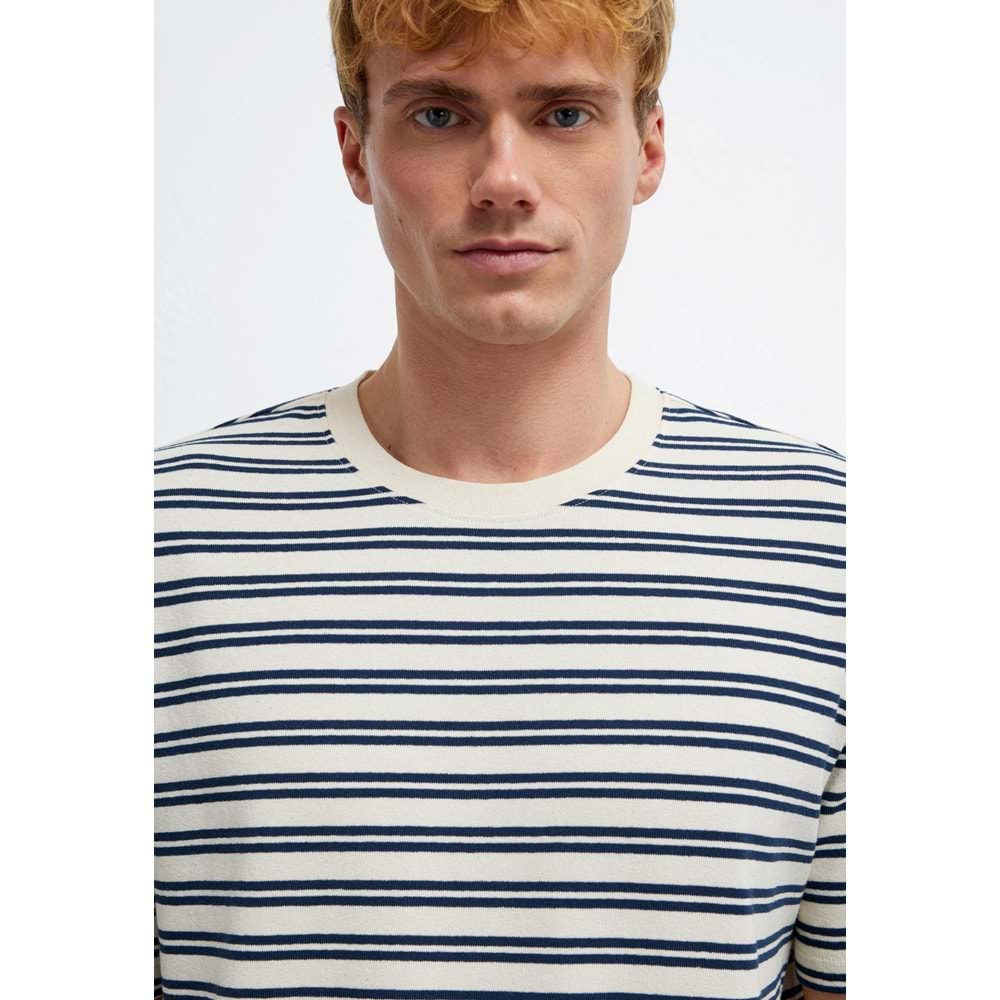 Mavi M0613166-70490 Çizgili Tişört Erkek T-Shirt