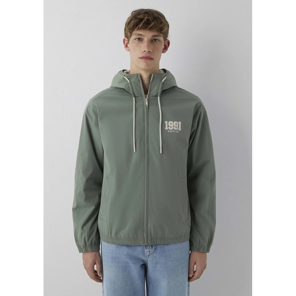 Mavi M0110622-80692 Mavi MVJNS 1991 Baskılı Kapüşonlu Spandex Kolej Mont Erkek Mont