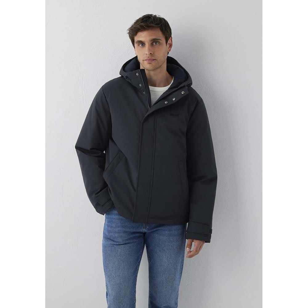 Mavi M0110833-91564 Mavi Nakış Logo Kapüşonlu Şişme Mont Erkek Mont