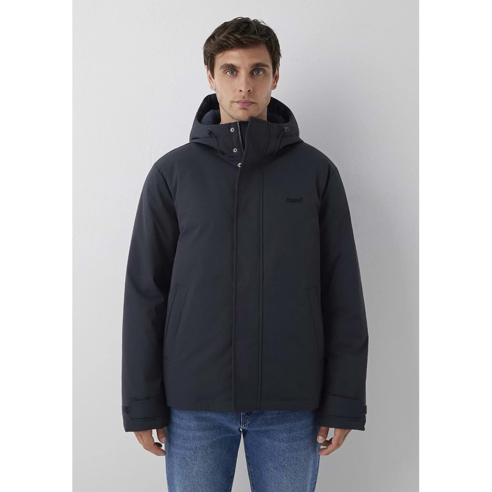 Mavi M0110833-91564 Mavi Nakış Logo Kapüşonlu Şişme Mont Erkek Mont