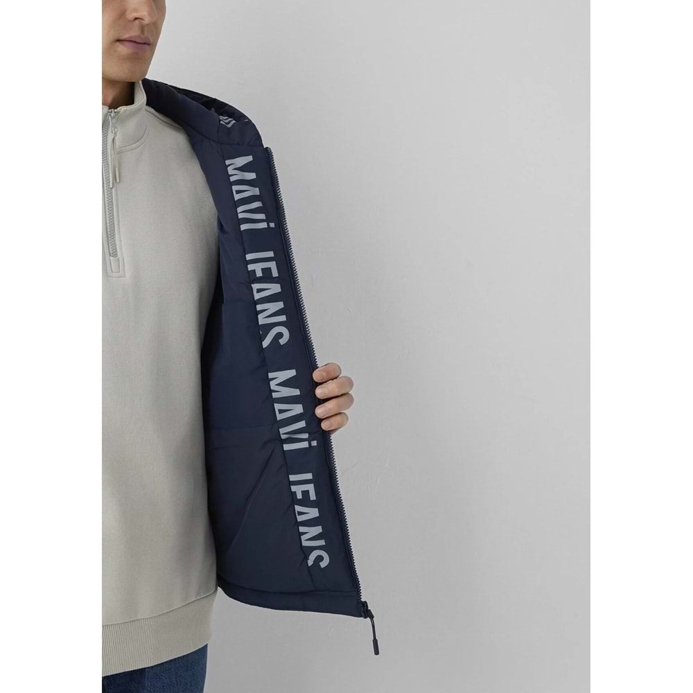 Mavi M0110832-82183 Mavi Jeans Baskılı Kapüşonlu Erkek Mont
