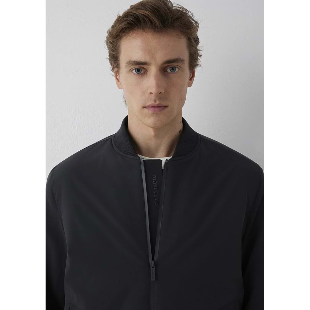 Mavi M0110847-71379 Mavi Black Bomber Ceket Mont Erkek Mont