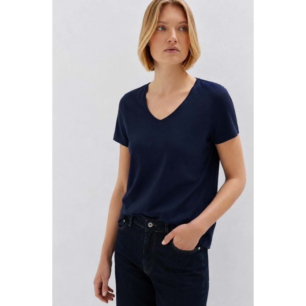 Mavi M1614176-84371 V Yaka Lacivert Basic T-Shirt Kadın Tişört