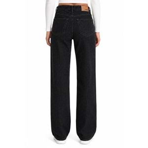 Mavi M1010600-A3668 Dokuma Pantolon Bol Kesim Düz Paça Jean Kadın Kot Pantolon