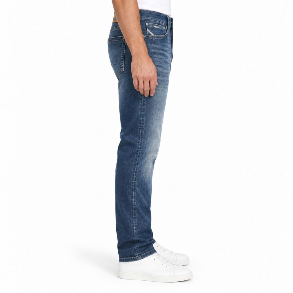 Mavi M00351A3789 Marcus Mavi Ultra Move Jean Pantolon Erkek Kot Pantolon