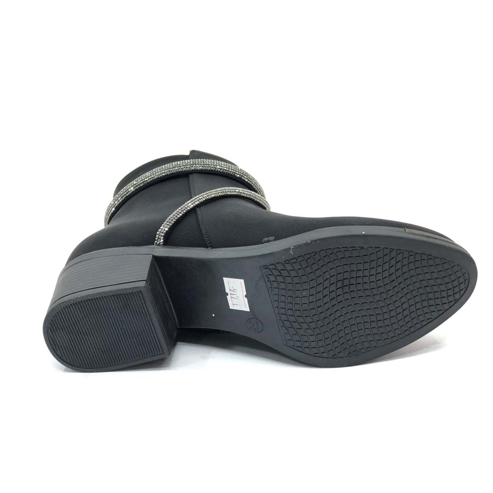 Mehtap Bilek Taş Dekolteli Kadın Bot