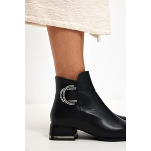 Feles Taş Toka Detaylı Düz Kadın Bot