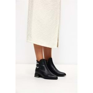 Feles Taş Toka Detaylı Düz Kadın Bot