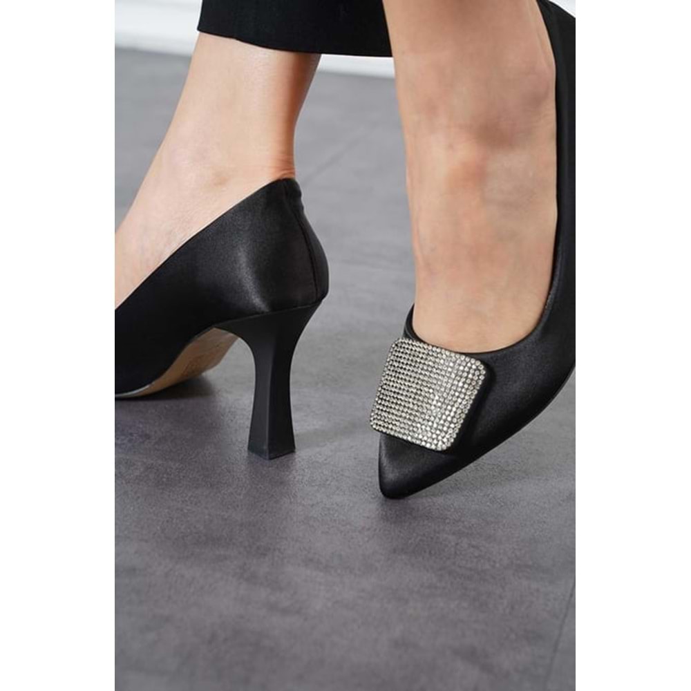 Feles Toka Taş Detaylı Stiletto Kadın Topuklu Ayakkabı