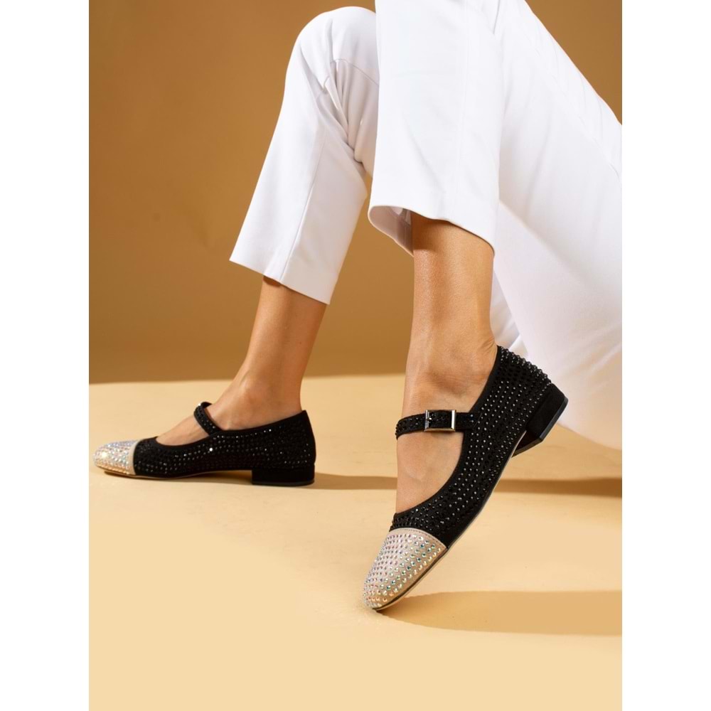 Feles Taş Detaylı Kadın Babet Ayakkabı