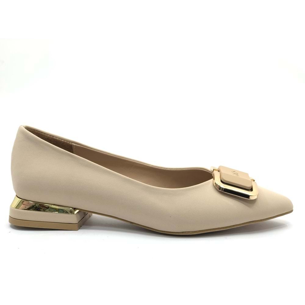 Feles Toka Detaylı Kadın Babet Ayakkabı