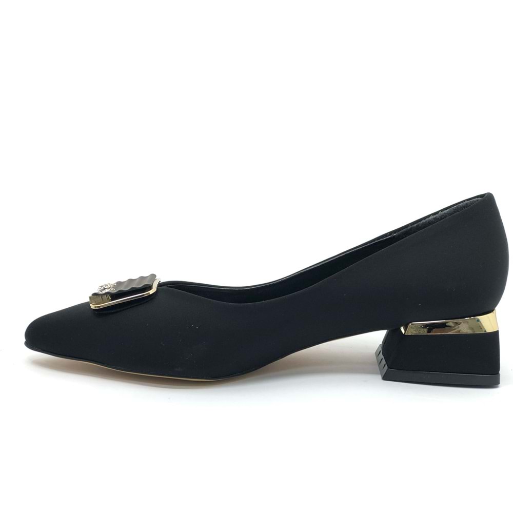 Feles Toka Detaylı Kısa Topuklu Kadın Babet Ayakkabı