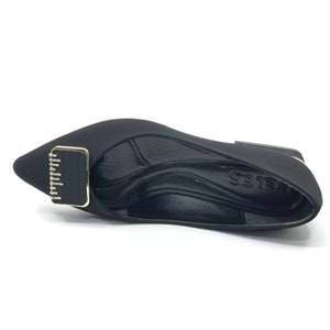 Feles Toka Detaylı Kısa Topuklu Kadın Babet Ayakkabı