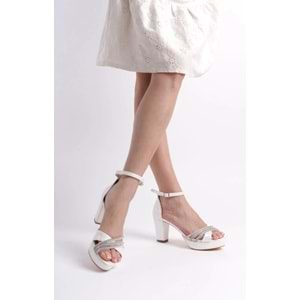 Feles Çapraz Üç Şerit Taşlı 10 cm Platform Topuklu Kadın Abiye Ayakkabı