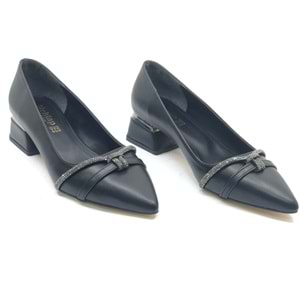 Mehtap Taş Detaylı Kısa Topuklu Kadın Babet Ayakkabı