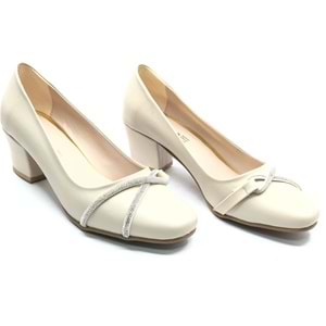 Mehtap Şerit Detaylı Topuklu Kadın Klasik Ayakkabı