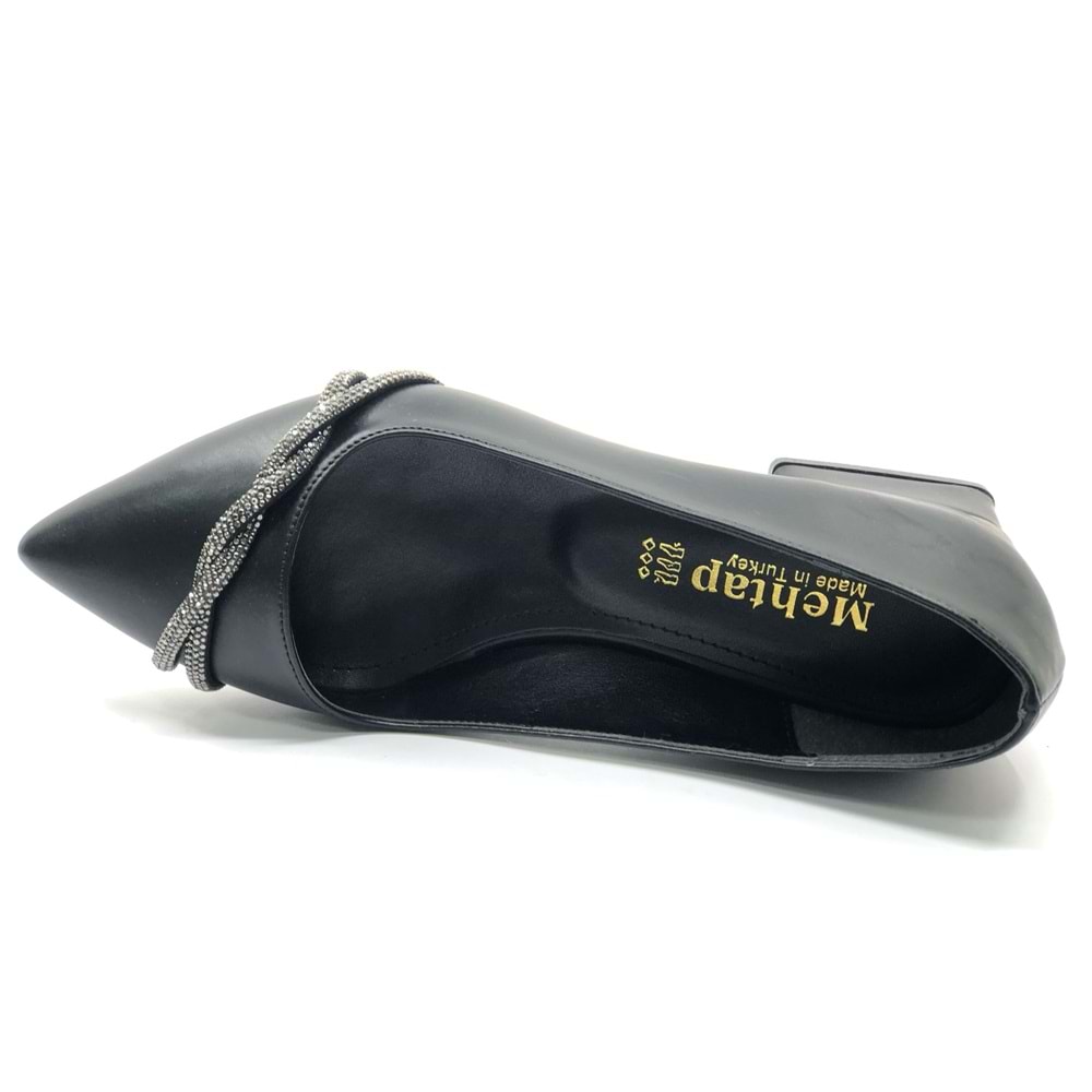 Mehtap Şerit Burgu Taş Detaylı Kısa Topuklu Kadın Babet Ayakkabı