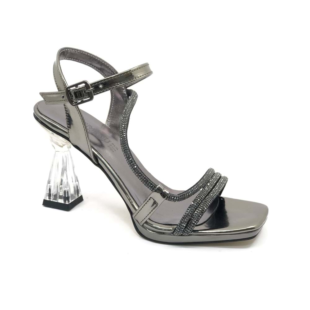 İremsu Şerit Taş Detaylı 8 cm Şeffaf Topuklu İnce Platform Kadın Abiye Ayakkabı