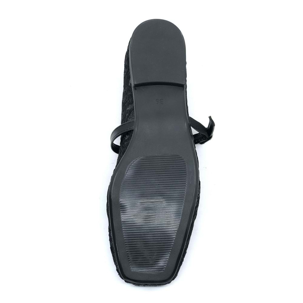 Feles Dantel Detaylı Küt Burun Kadın Babet Ayakkabı