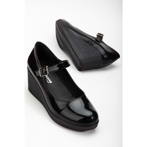 Ayakdaş Baretli Kadın Dolgu Taban Klasik Ayakkabı