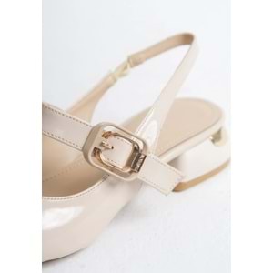 Feles Kemer Detaylı Arkası Açık Kadın Babet Ayakkabı