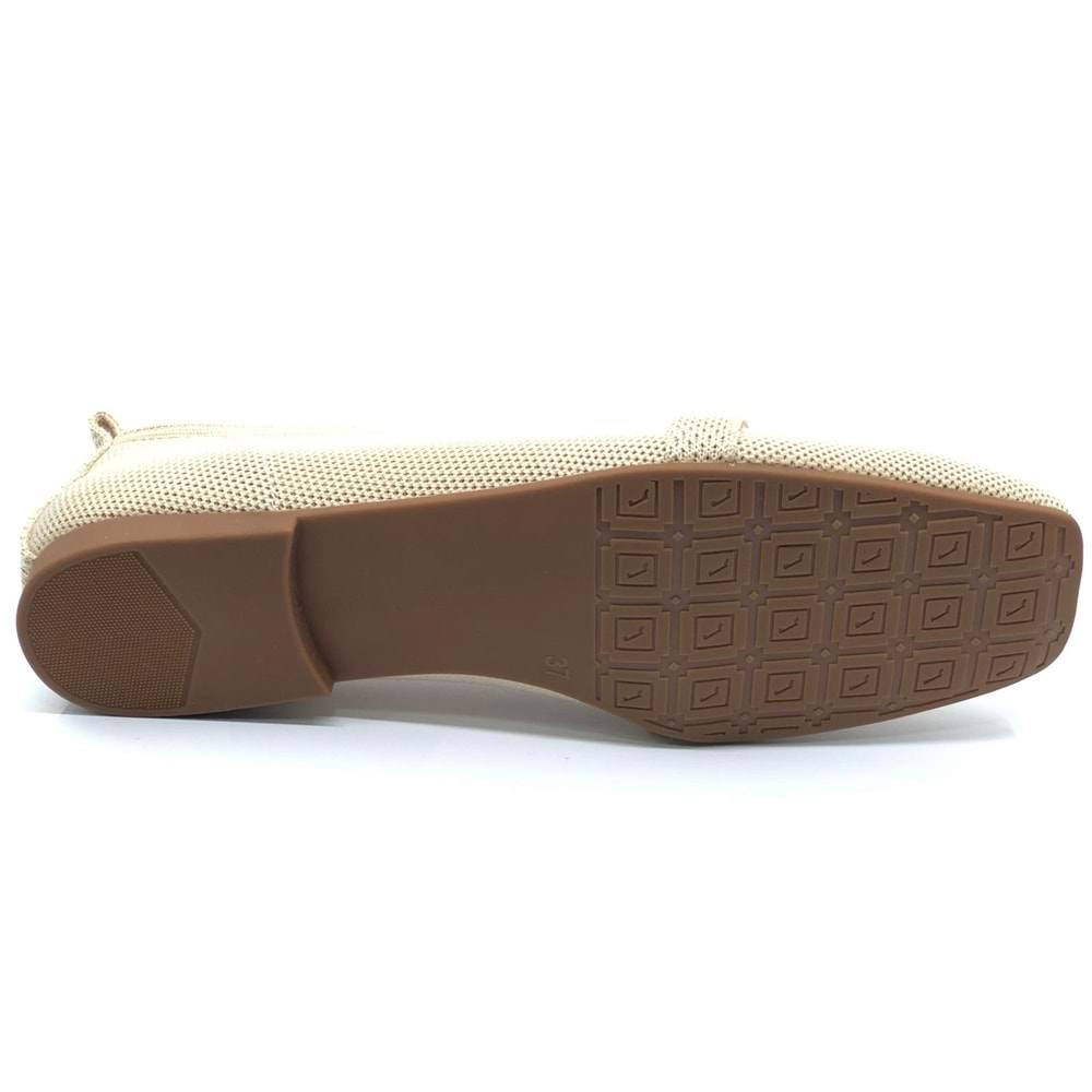 Feles Tiriko Küt Burun Toka Detaylı Kadın Babet Ayakkabı