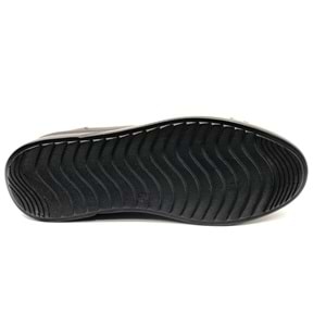 Ayakdaş Hakiki Deri Ortopedik Üstü Lastik Detaylı Kadın Babet Ayakkabı