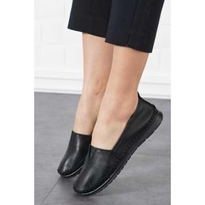 Ayakdaş Hakiki Deri Ortopedik Üstü Saraç Lastik Detaylı Kadın Babet Ayakkabı