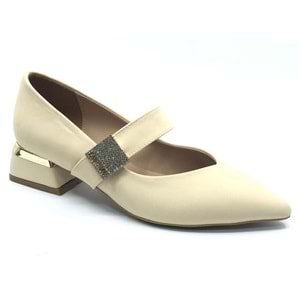 Feles Sivri Burun Toka Detaylı Kadın Topuklu Ayakkabı