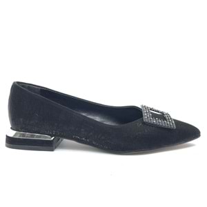 Feles Kare Taş Toka Detaylı Kadın Klasik Ayakkabı