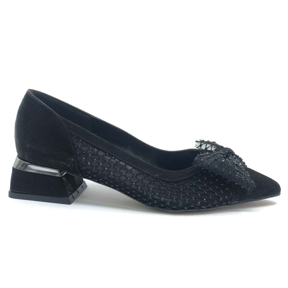 Feles Dantel Kurdela Toka Detaylı Kadın Klasik Ayakkabı