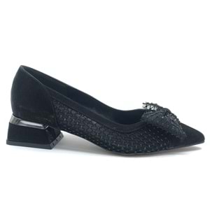 Feles Dantel Kurdela Toka Detaylı Kadın Klasik Ayakkabı