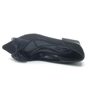 Feles Dantel Kurdela Toka Detaylı Kadın Klasik Ayakkabı