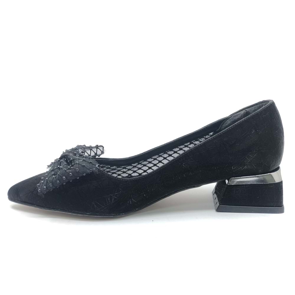 Feles Dantel Kurdela Toka Detaylı Kadın Klasik Ayakkabı