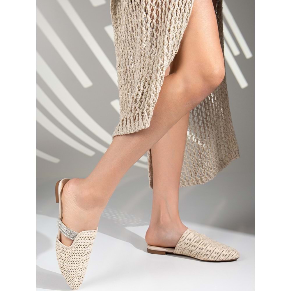 Feles İnce Taban Hasır Detaylı Kadın Terlik