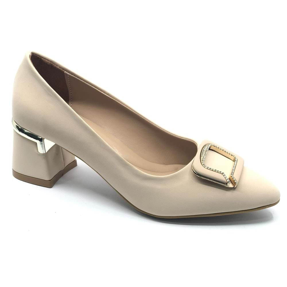 Feles Kare Toka Detaylı Topuklu Kadın Ayakkabı