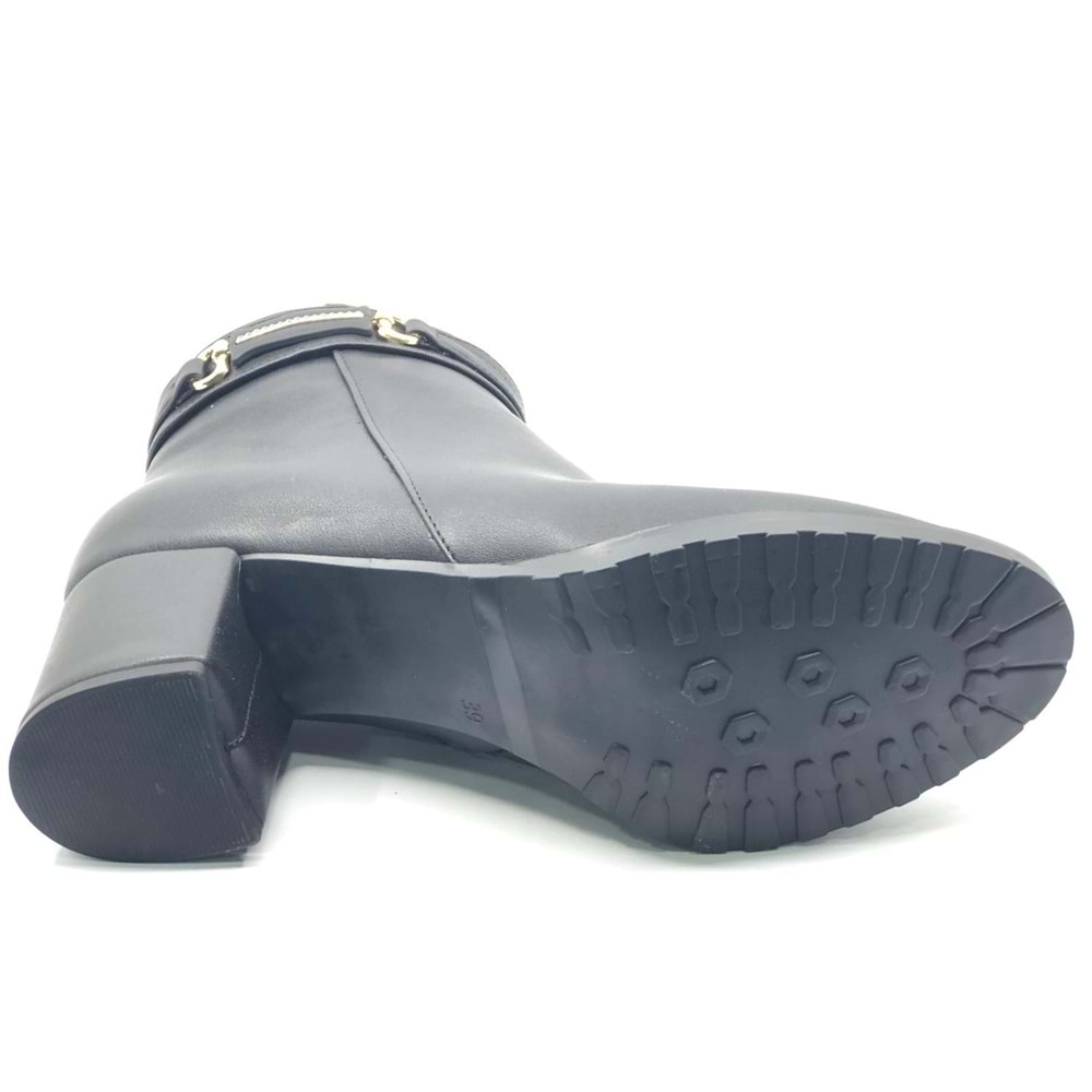 Feles Yanı İnce Taş Tokalı Klasik Topuklu Kadın Bot