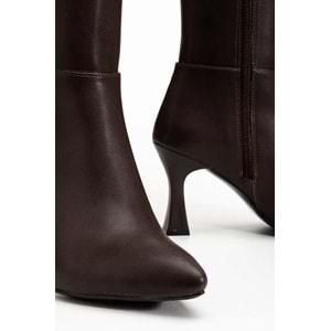 Feles Diz Altı Topuklu Sivri Burun Kadın Çizme