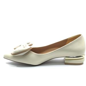 Feles Silindir Topuk Detaylı Kadın Ayakkabı