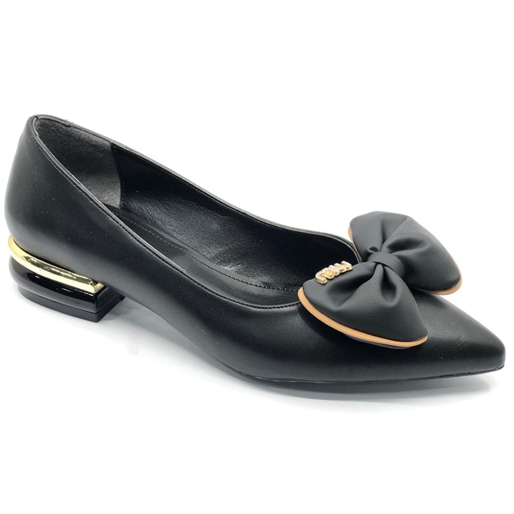 Feles Silindir Topuk Detaylı Kadın Ayakkabı