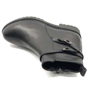 Ayakdaş 2012 Düz Kalın Taban Kadın Bot