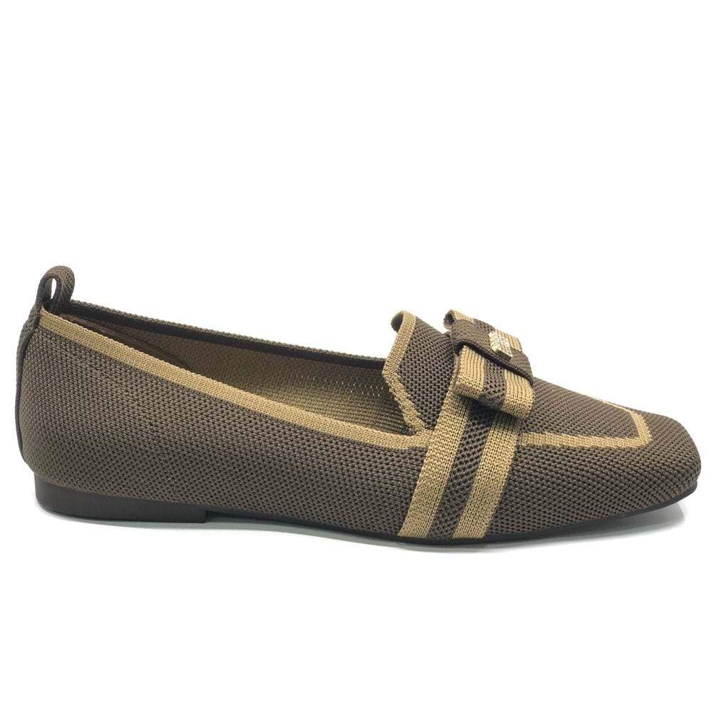 Feles Kurdela Toka Detaylı Küt Burun Kadın Babet Ayakkabı