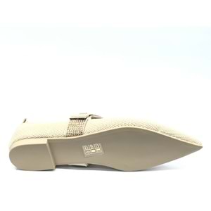 Feles Kemer Toka Taş Detaylı Sivri Burun Kadın Babet Ayakkabı