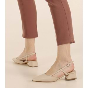 Mehtap Arkası Açık Fiyonk Detaylı Klasik Kadın Topuklu Ayakkabı