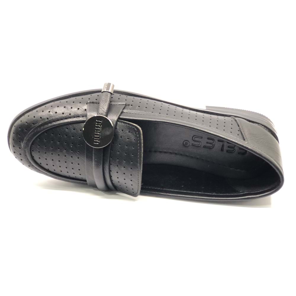 Feles Toka Detaylı Kadın Babet Ayakkabı