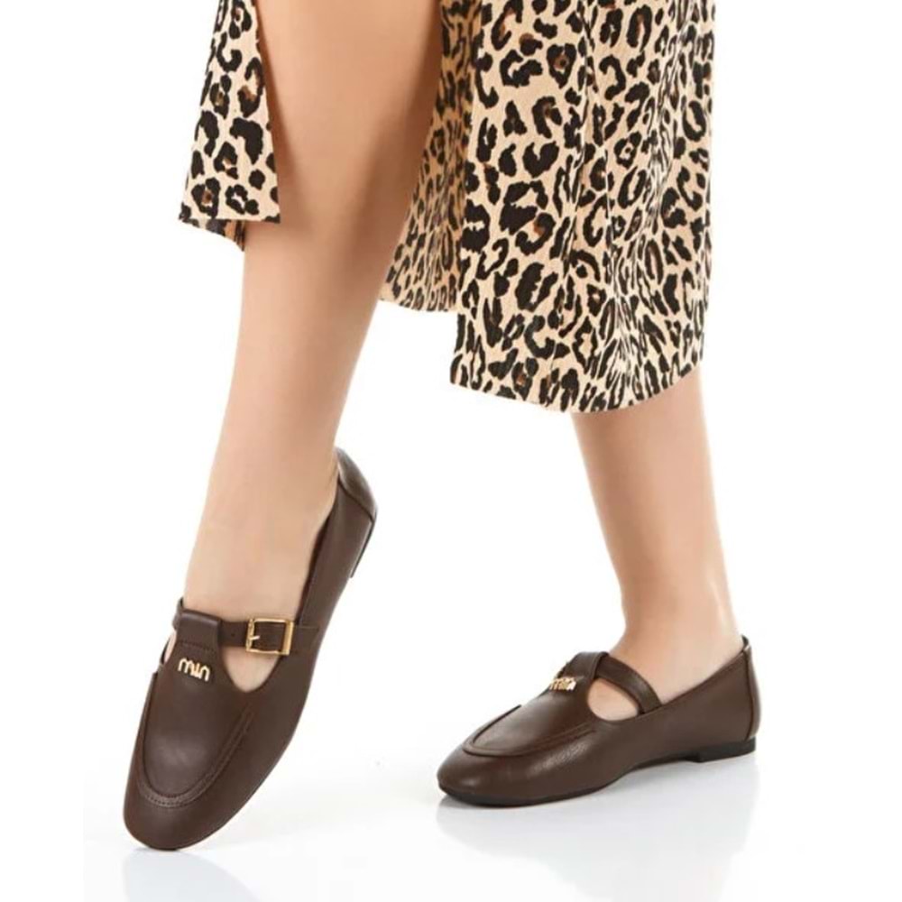 Feles Kemer Detaylı Kadın Babet Ayakkabı