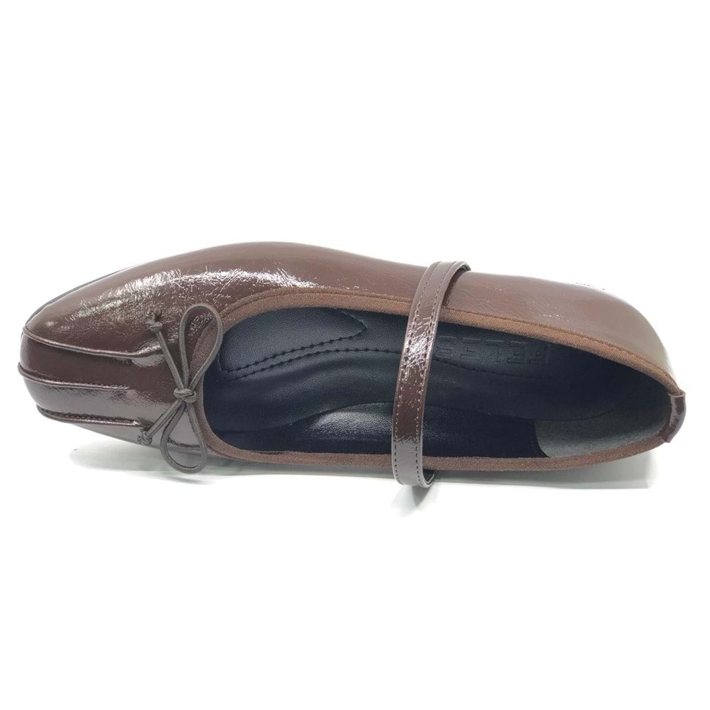 Feles Kemer Fiyonk Detaylı Kadın Babet Ayakkabı