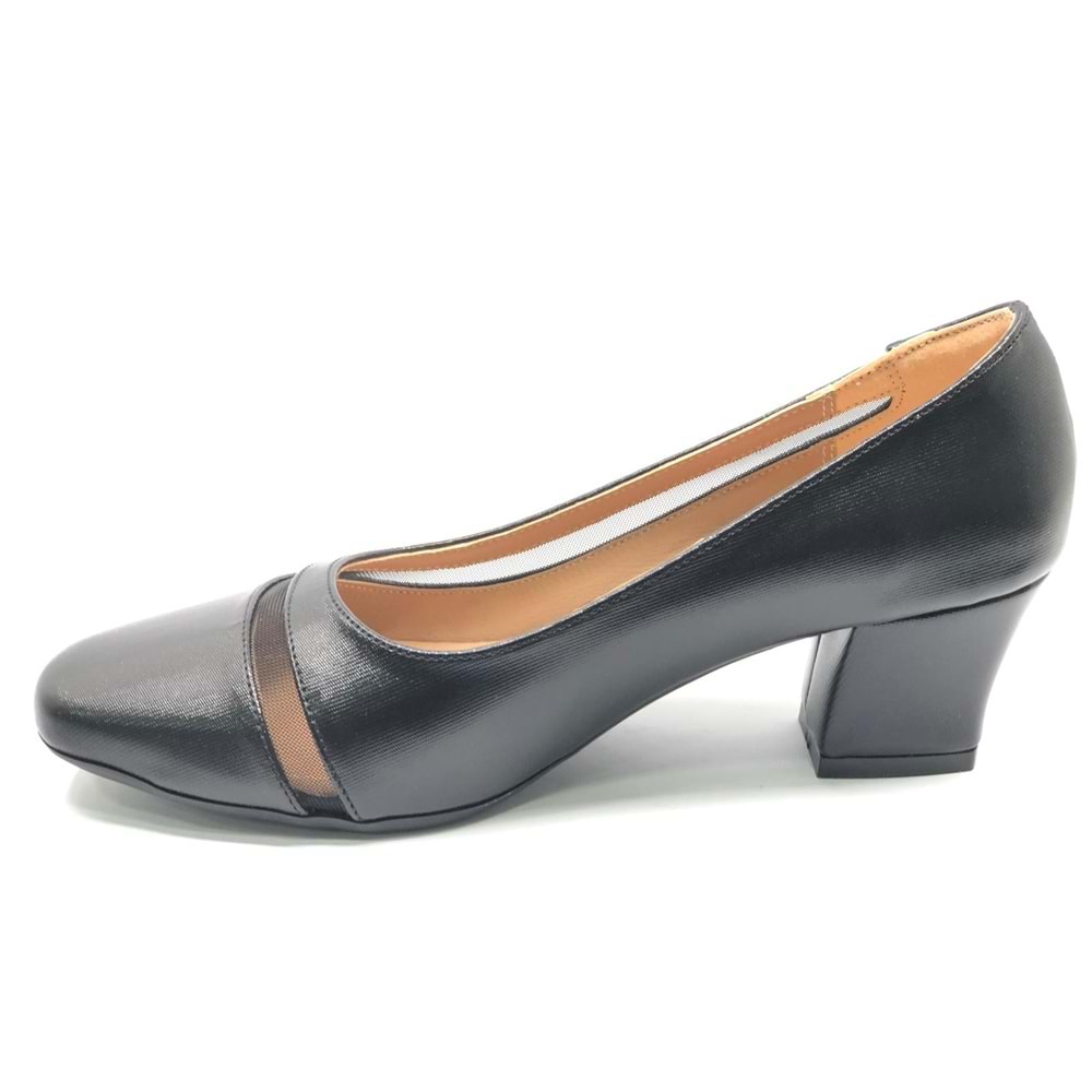 Feles Tül Detaylı Küt Burun Topuklu Kadın Ayakkabı