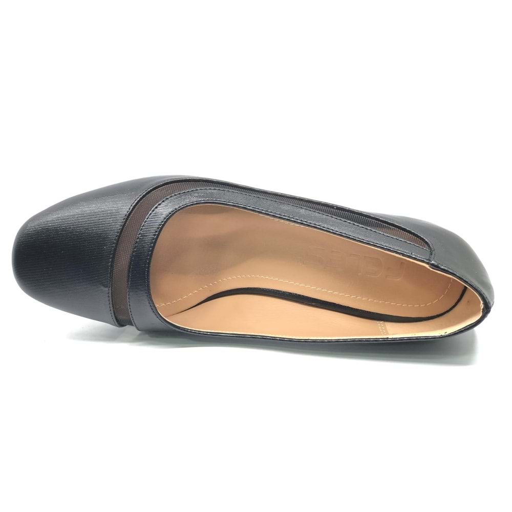 Feles Tül Detaylı Küt Burun Topuklu Kadın Ayakkabı