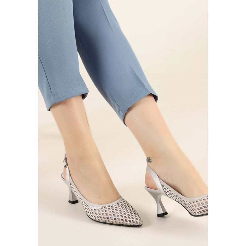Feles Taş Dantel Detaylı Sindirella Arkası Açık Kadın Stiletto Topuklu Ayakkabı